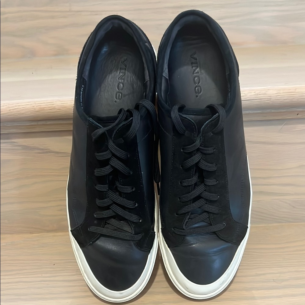 Men’s Vince Two-Tone Leather Black and White Sneakers with suede accents